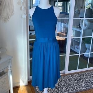 Ann Taylor loft blue Jersey dress size 6
